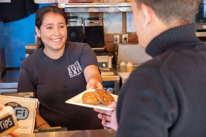 Lover's Point Beach Cafe