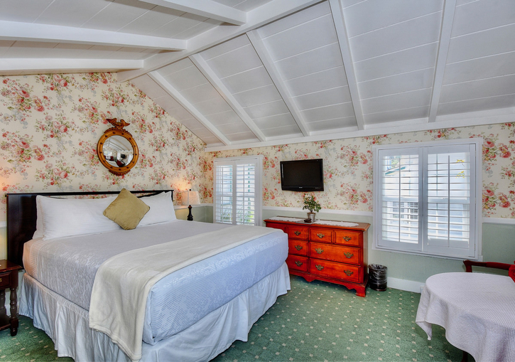 Carmel Green Lantern Inn