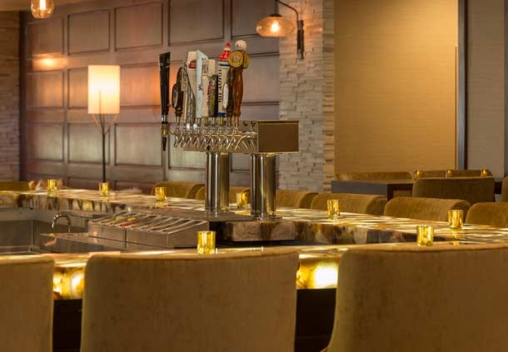 Fin + Field Restaurant And Bar