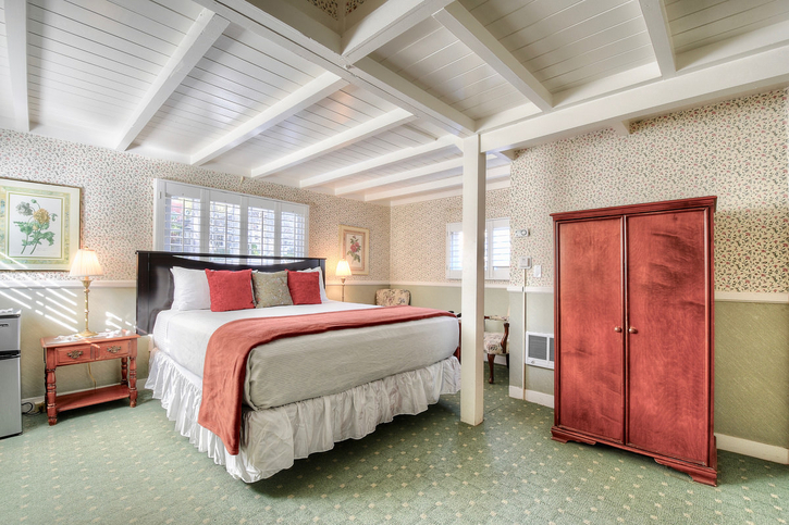 Carmel Green Lantern Inn