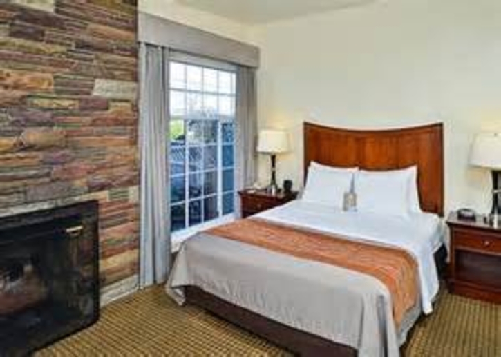 Comfort Inn Monterey Bay